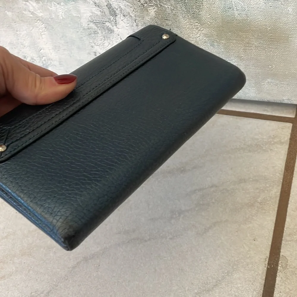 VTG COACH Blue Metallic Leather Turn Key Clutch